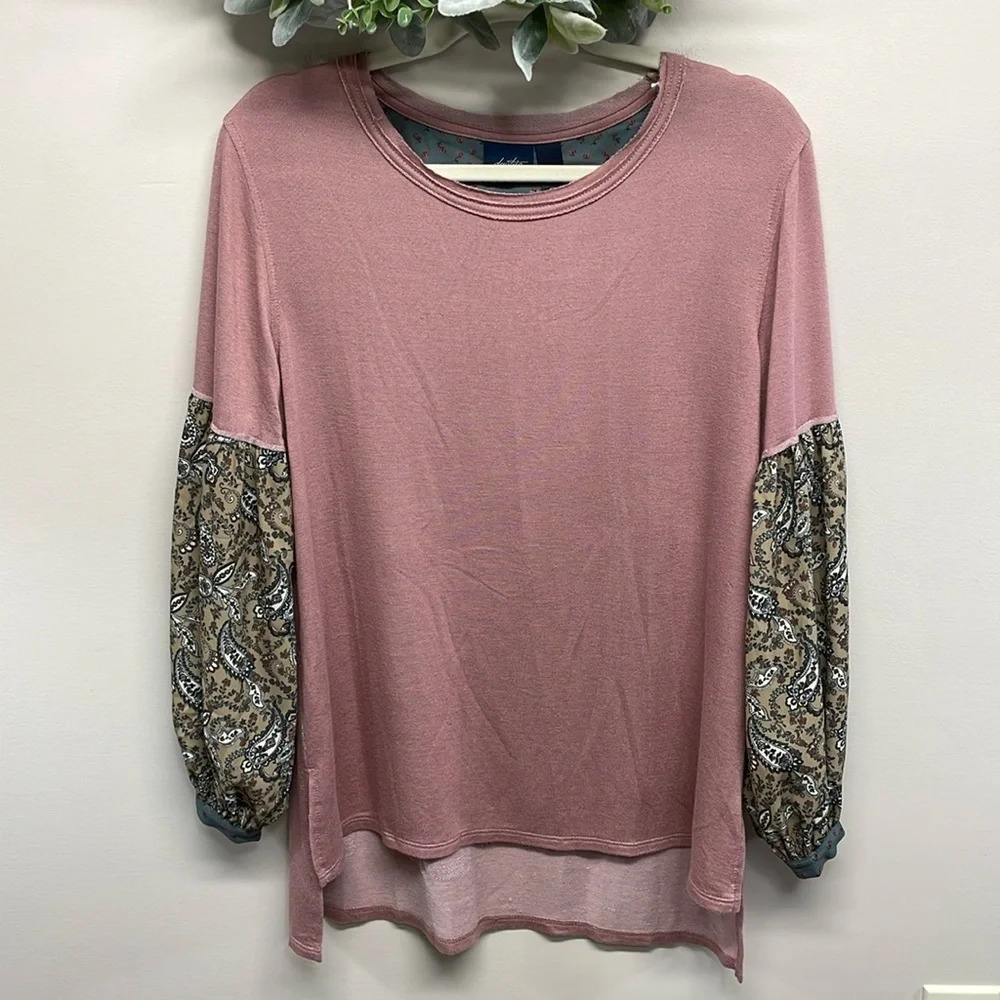 NWT Daytrip Raw Edge Oversized Ling Sleeve Top Boho XS